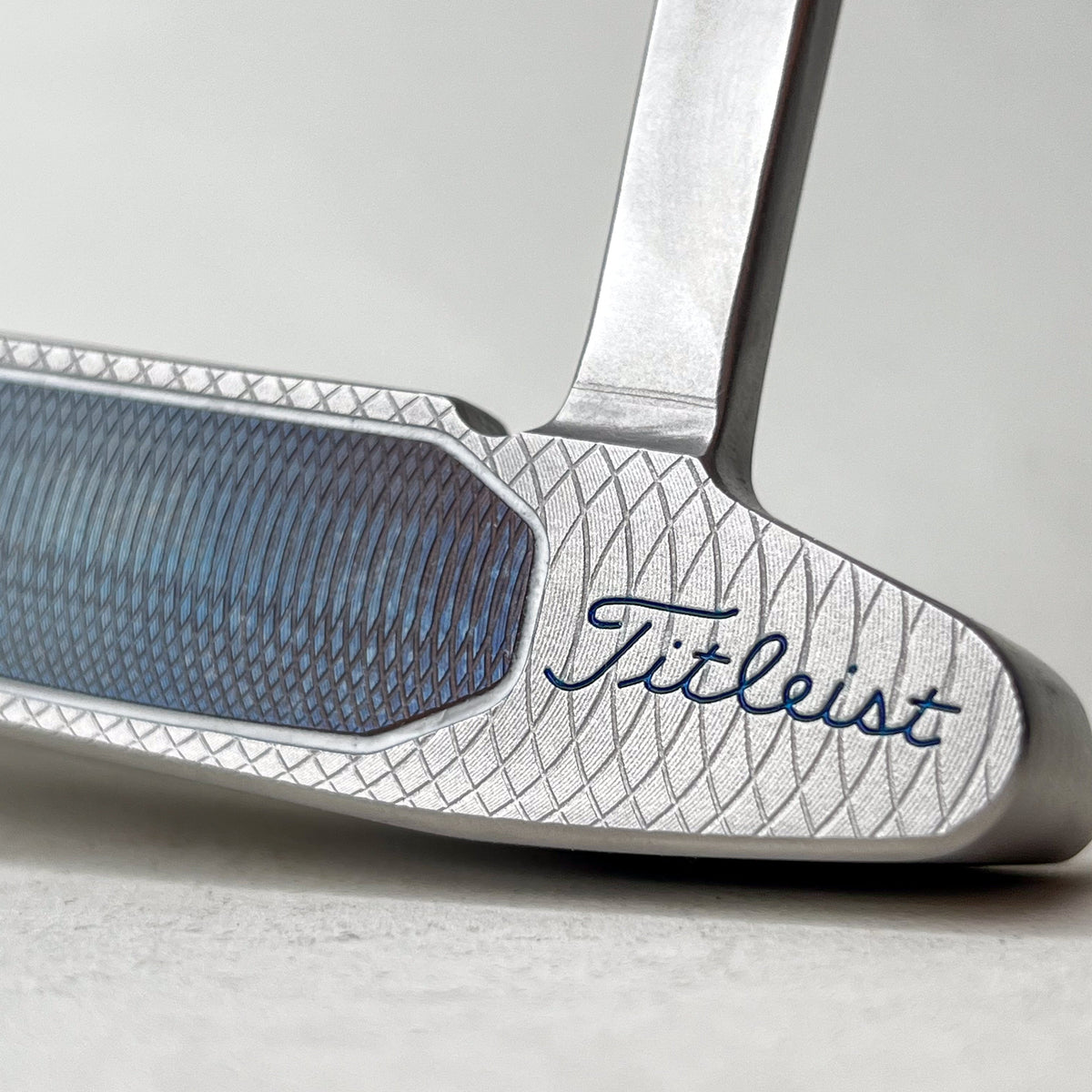 Scotty Cameron Studio Style (Liekitetty)